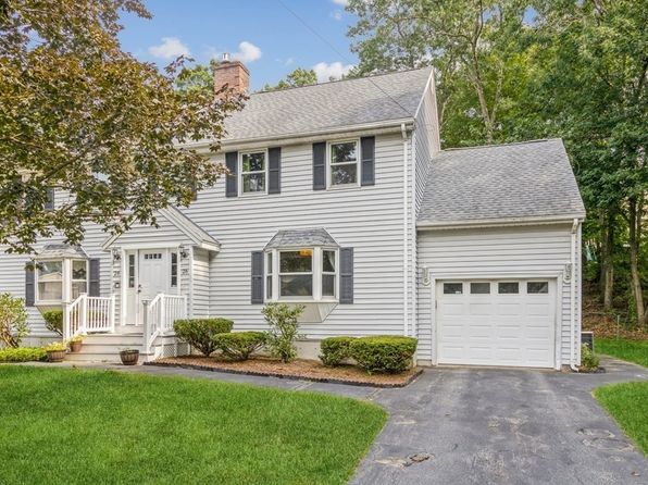 26 Tobin Ave #26