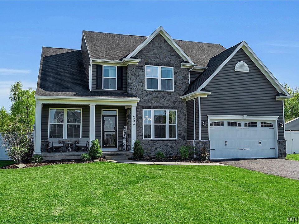 1st image of 4974 Cloverleaf Ln