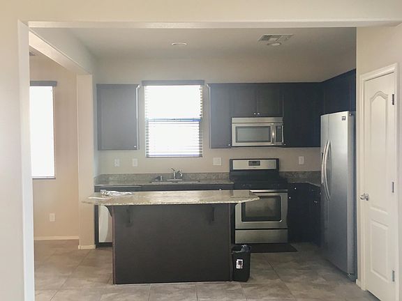 5th image of 10805 Dobbs Ave