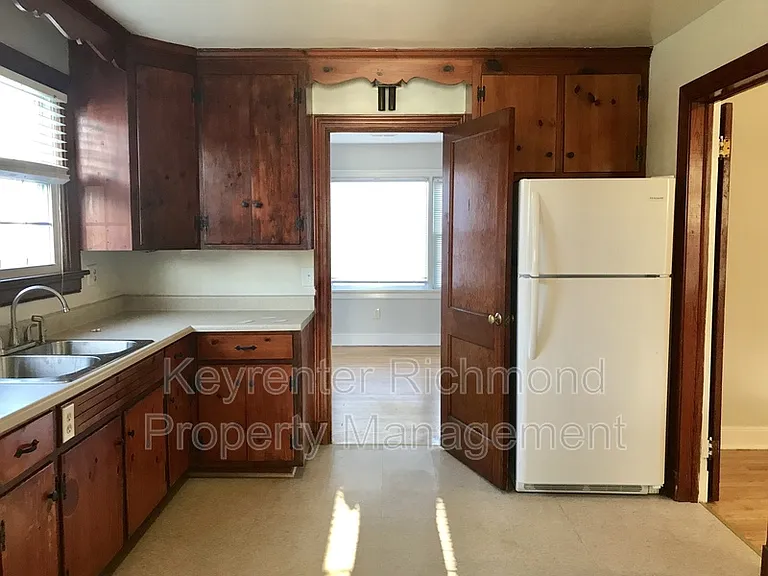 7418 Wentworth Ave — Photo 7