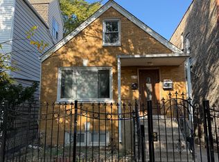 2984 N Ridgeway Ave, Chicago, IL 60618