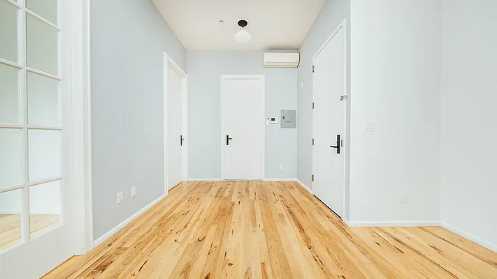 Rented by Nooklyn NYC LLC | media 14