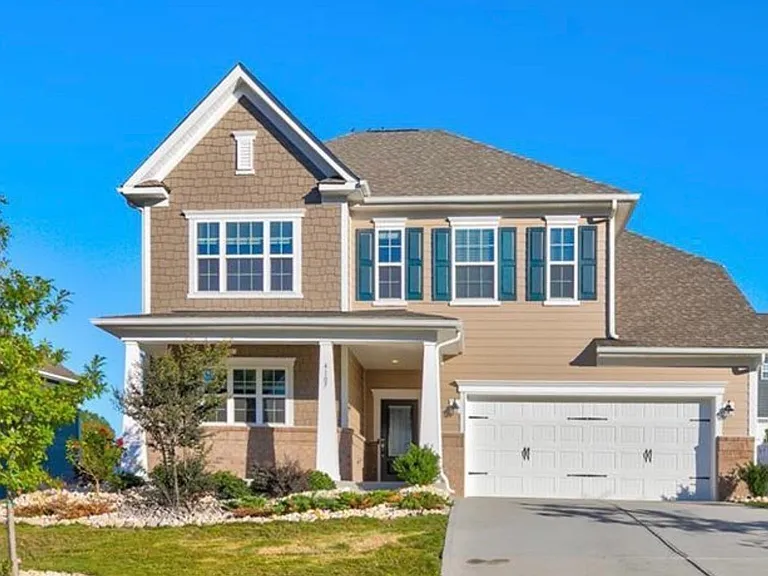 4107 Hickory View Dr — Photo 1