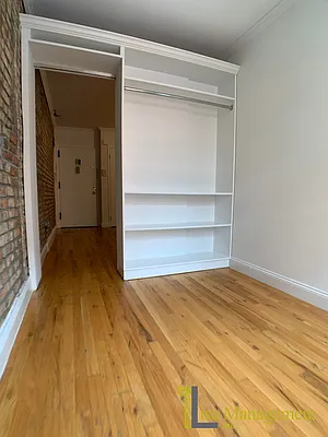 Rented by Lisa Management Inc | media 23