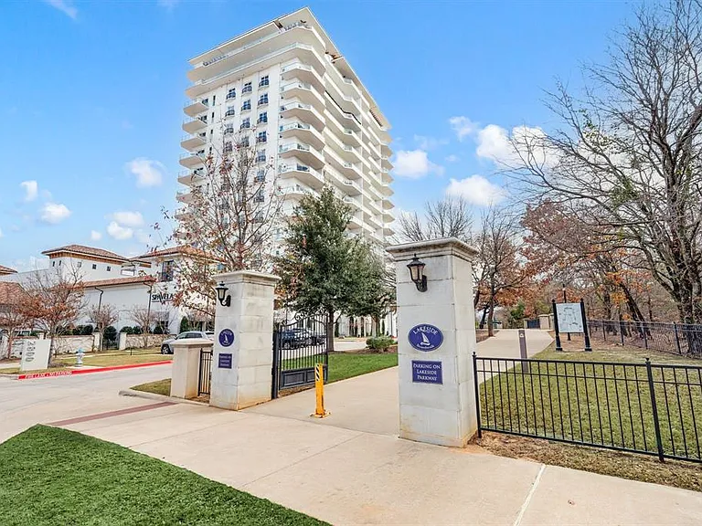 2800 Lakeside Pkwy #1603 — Photo 3