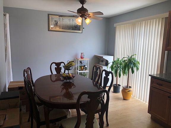 5th image of 555 Lynn Ct Unit A