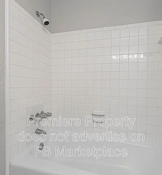 4327 Sterling Ave — Photo 10