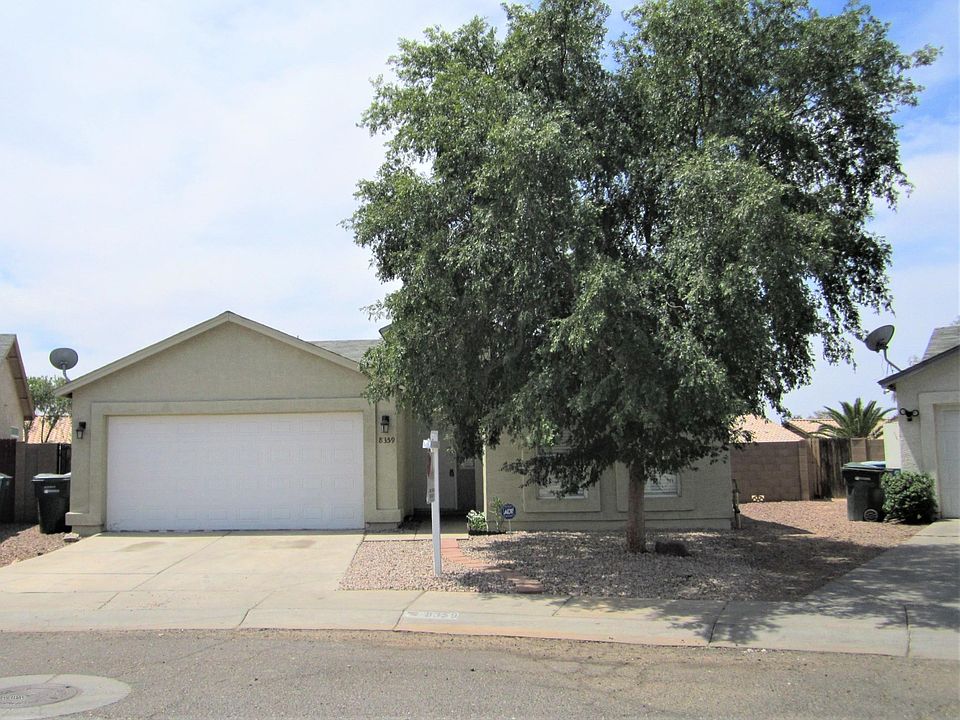 ALVARADO FRONT W MATURE TREE