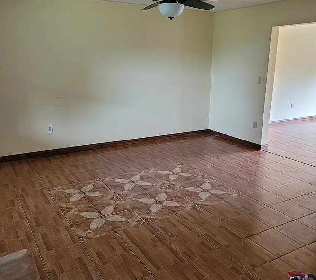 321 Quarry Rd — Photo 9