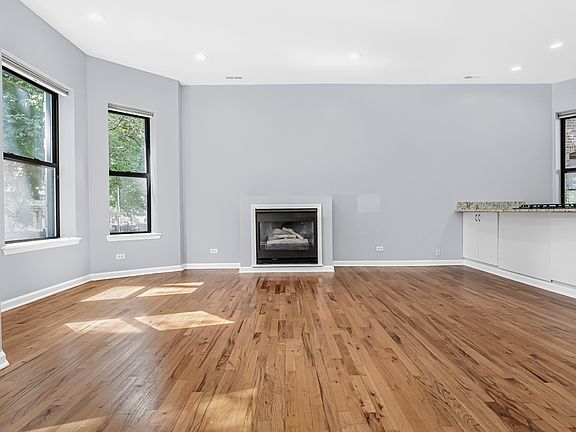 5th image of 4737 N Kenmore Ave #1N