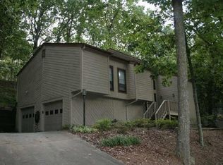 2097 Kinridge Rd, Marietta, GA 30062