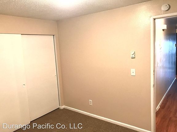 4th image of 1625 SE Oak St APT 27