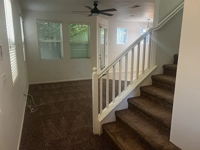 3252 W Arbor Dr — Photo 2