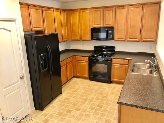 3rd image of 8160 New Rock Ct