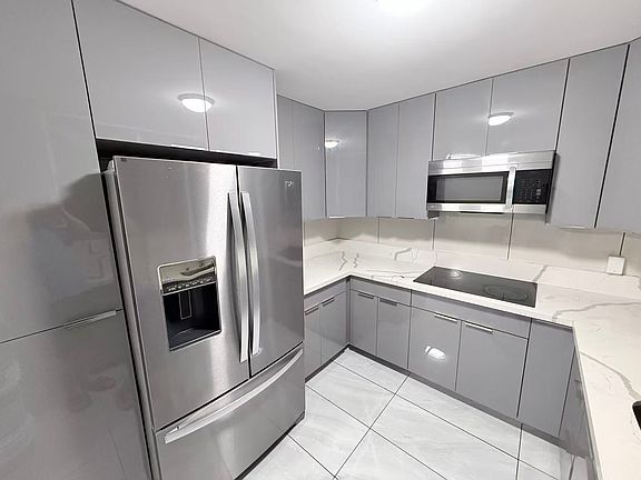 2nd image of 3121 Ala Ilima St APT 509
