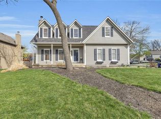 6449 Chouteau St, Shawnee, KS 66226