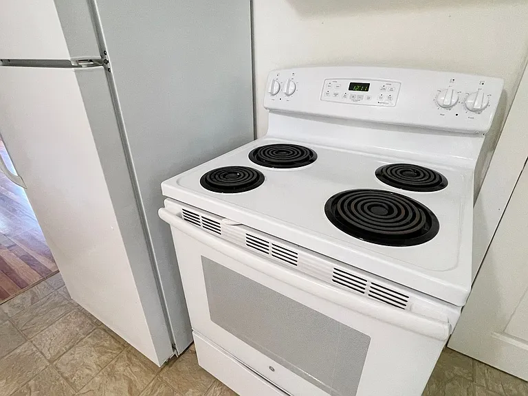 155 Center St — Photo 13