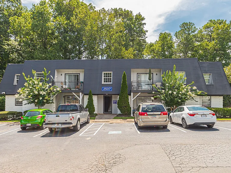 Pines at Lawrenceville Apartments — Photo 30