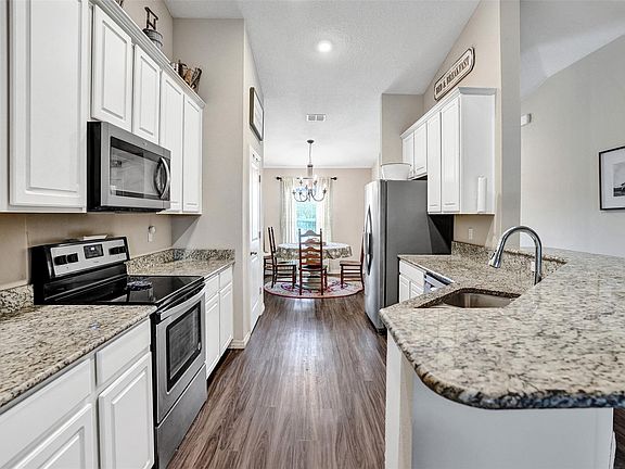 5th image of 4617 SW Obelisk Street