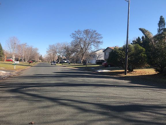 5th image of 7748 Dupont Ave N