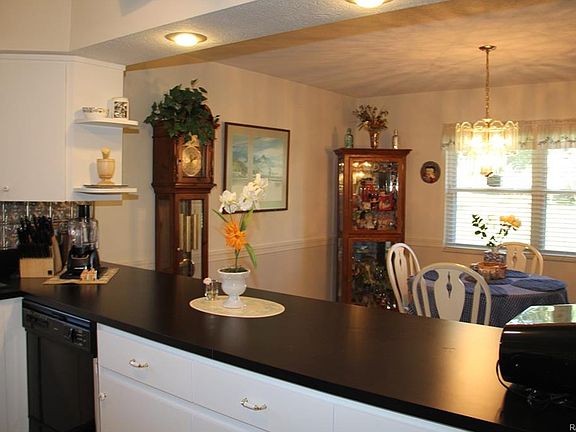 3rd image of 3951 N Passion Flower Way