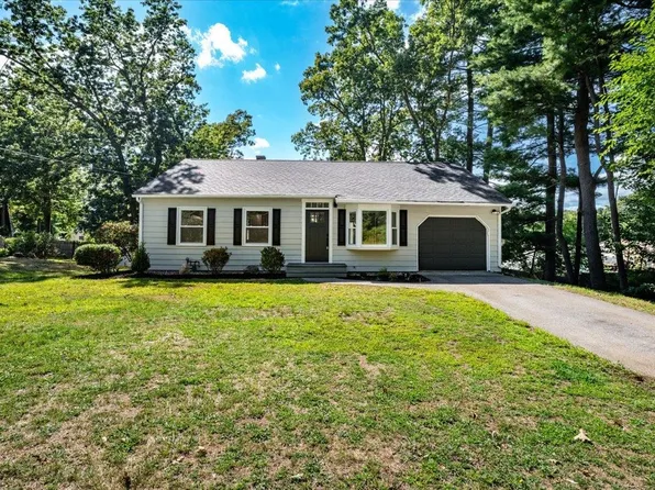 20 Meade Street, Nashua, NH 03064