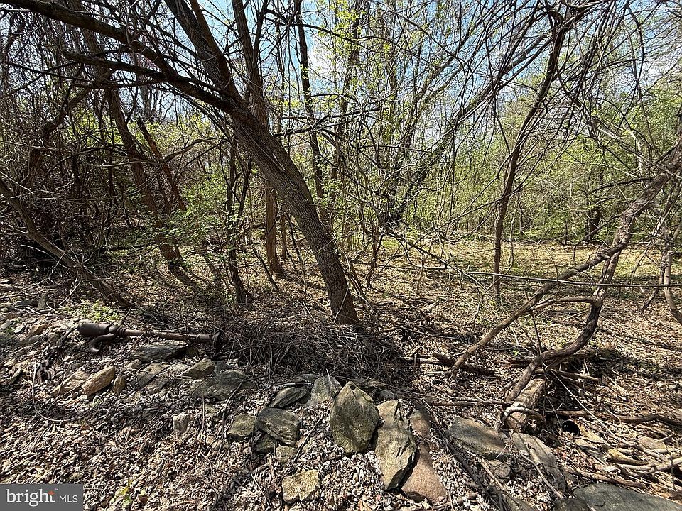 1st image of Philomont Rd