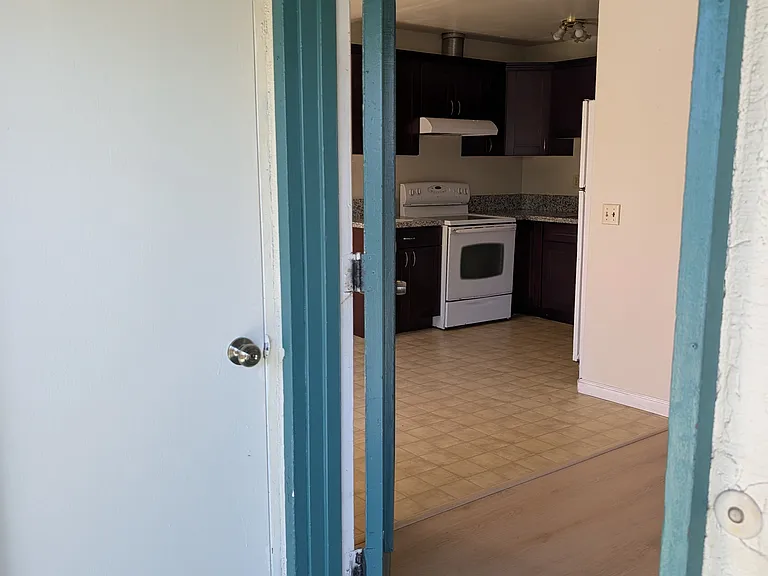 1817 E Grand Ave #38 — Photo 7
