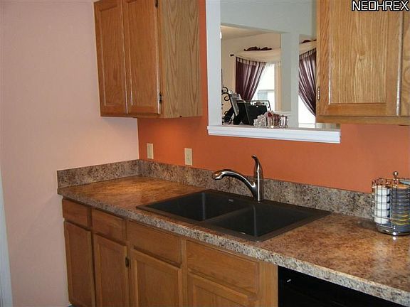 4th image of 7227 Channing Ln Unit 7227
