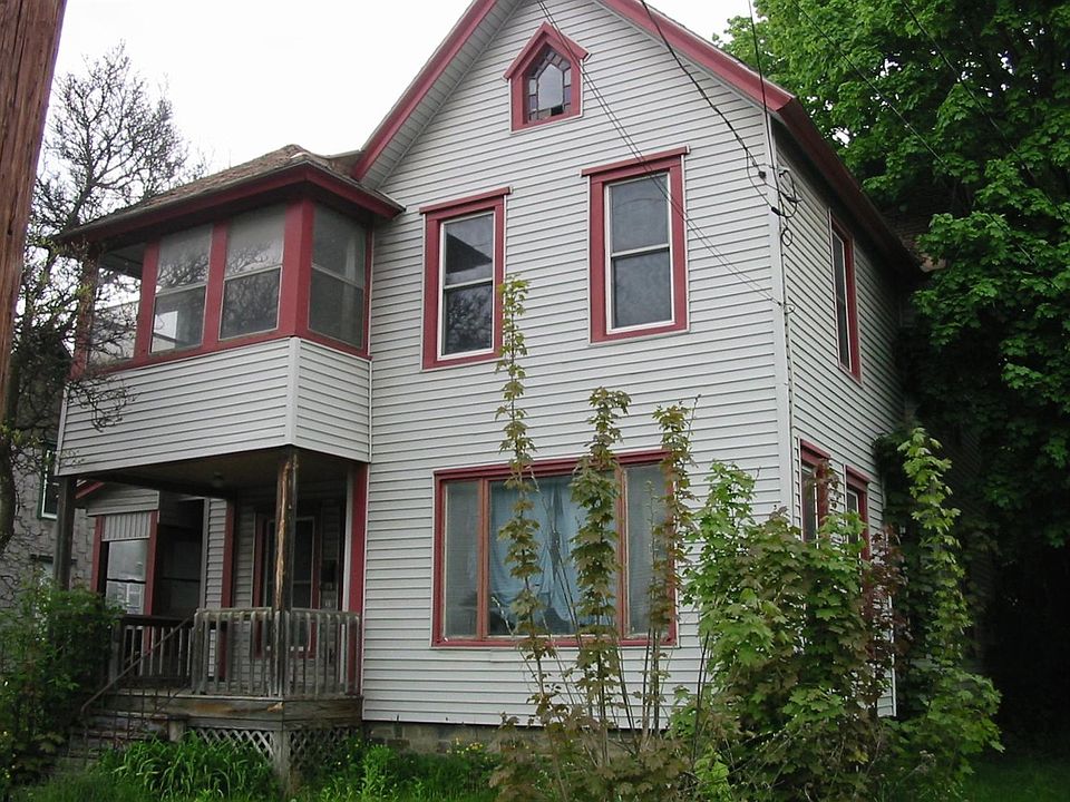 2nd image of 37 Mitchell St