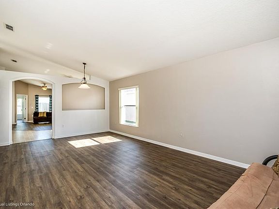 3rd image of 2143 Colonial Woods Blvd