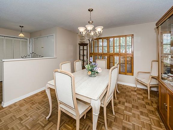 4th image of 14169 Fennsbury Dr
