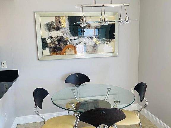 4th image of 1750 N Bayshore Dr #7
