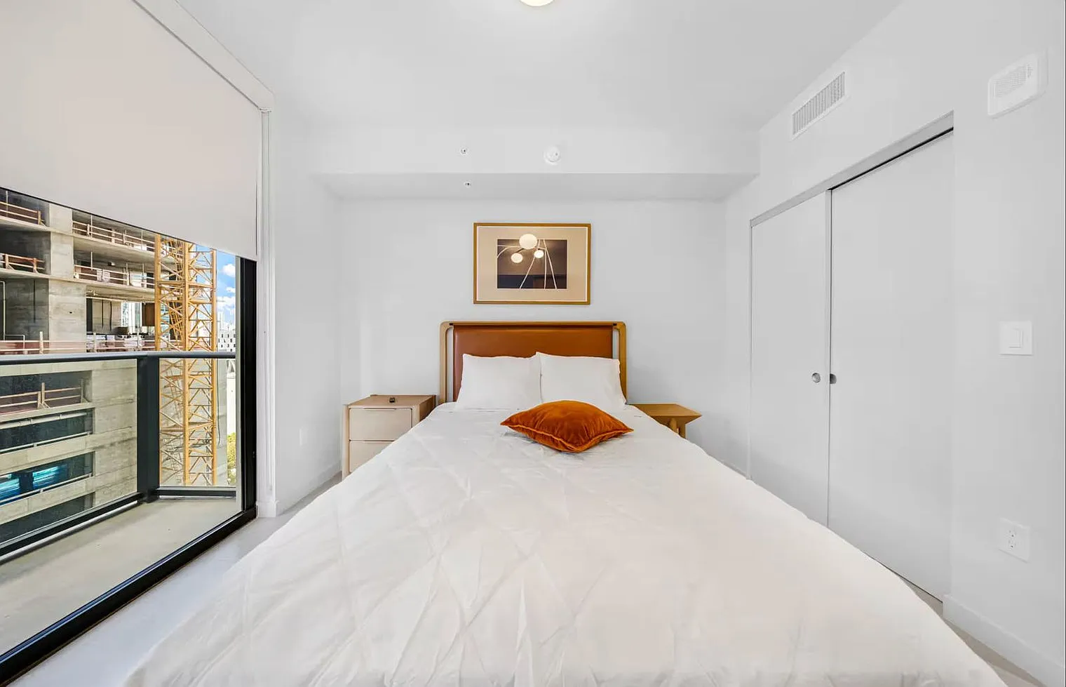 1 bed, 1.0 bath, 548 sqft, $6,716 — Photo 4