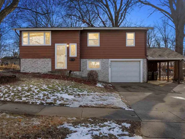 1503 Tracy Ln, Iowa City, IA 52240
