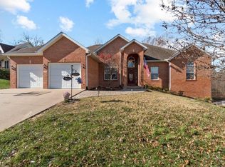 1217 Lakewood Dr, Jackson, MO 63755