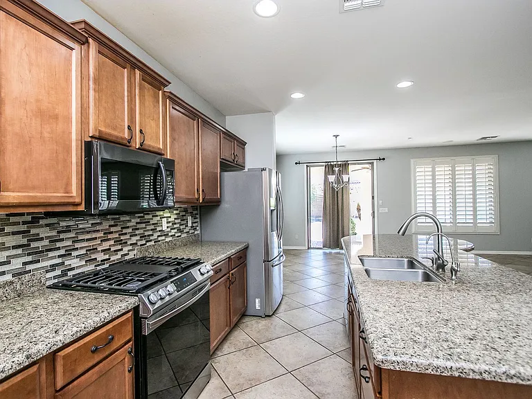 363 W Lantana Pl — Photo 14
