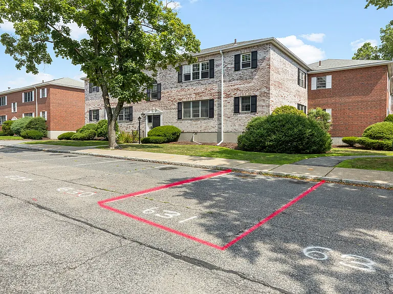 124 Lake Shore Rd #2A — Photo 17