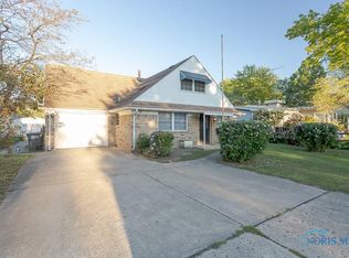 5110 Winona Dr, Toledo, OH 43613