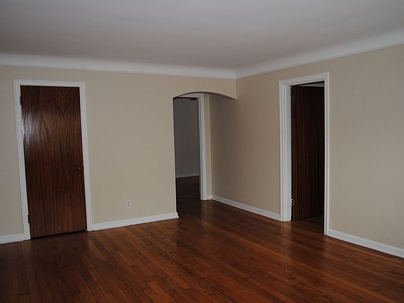 5th image of 2860 Observatory Ave APT 5