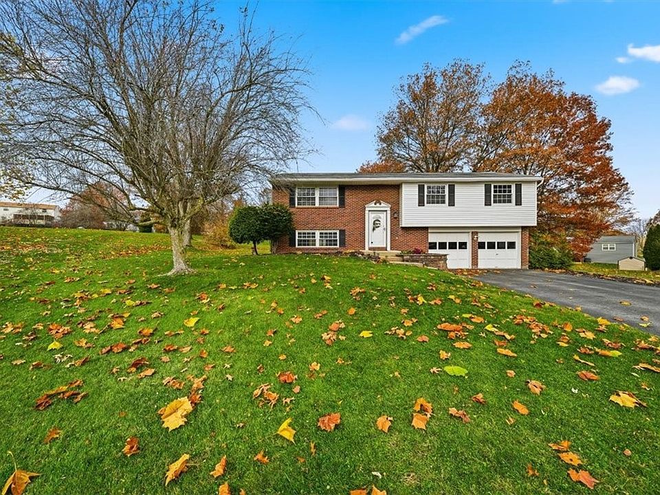 1st image of 207 Cricketwood Ct