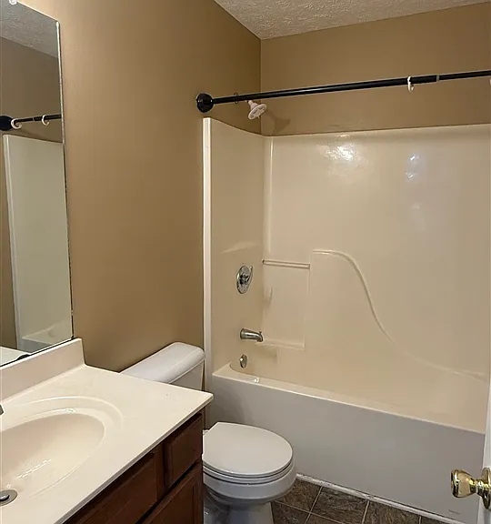403 Cedar Hollow Dr — Photo 9
