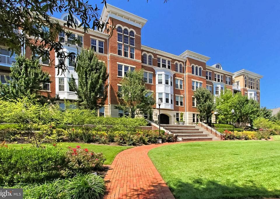 1st image of 400 Cameron Station Blvd APT 218