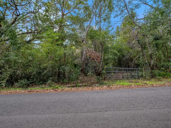 1520 & 1526 Live Oak Dr, Tallahassee, FL 32301