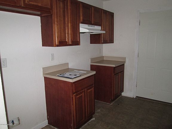 2nd image of 3609 Drew St