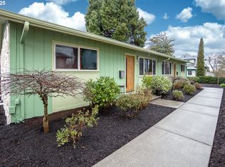 1403-1405 NE Holman St, Portland, OR 97211