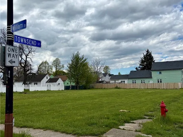 814 William St, Buffalo, NY 14206