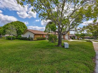 1735 Aberdeen Ct, Palm Harbor, FL 34684