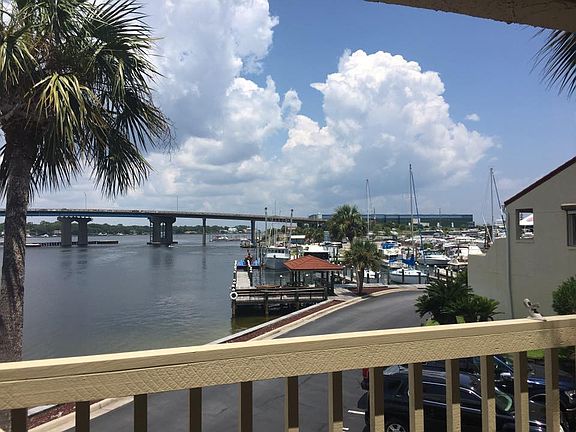 3rd image of 228 Amberjack Dr Unit 17