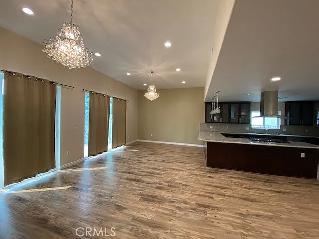 6657 Enfield Ave — Photo 18